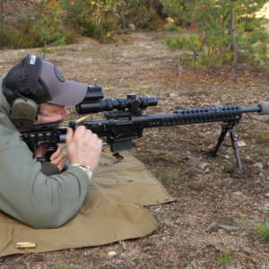 Arken Optics EP8 1-8x28 KLGRID MIL + JALUSTA + SUOJALÄPÄT. HUOM UUSI MRAD RISTIKKO!!